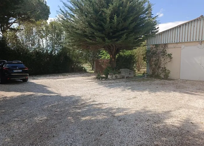 Mas Des Pins Saint-Cyprien (Pyrenees-Orientales)