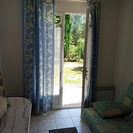 Bed & Breakfast Mas Des Pins